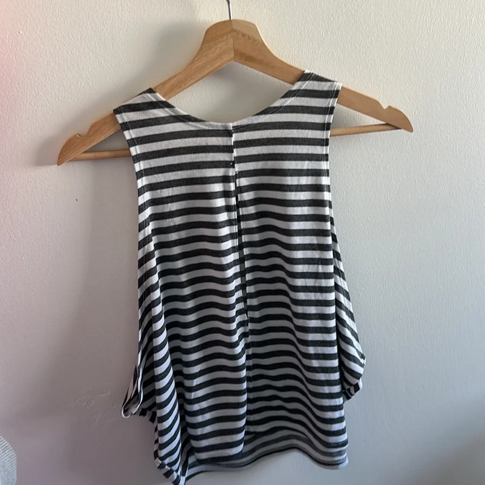 Women's Nike Tank - Picture 5 of 7